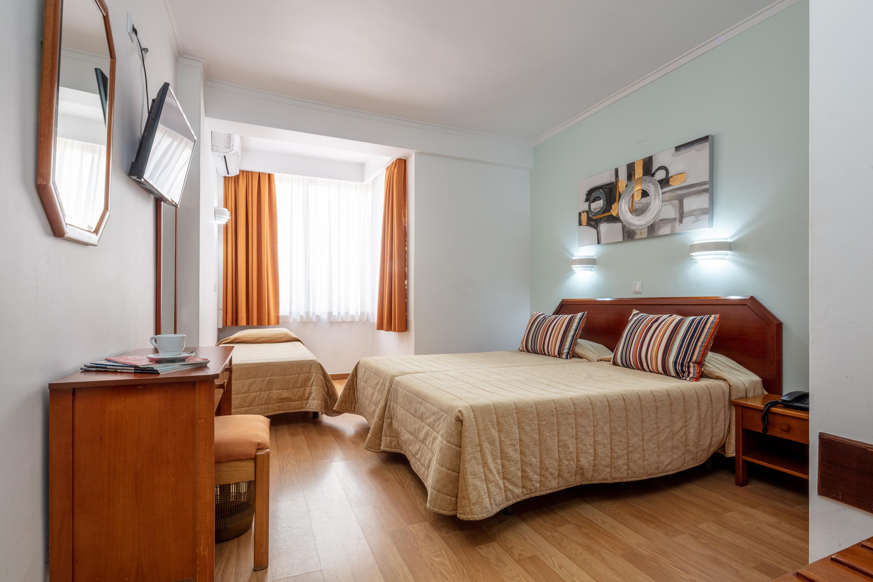 Hotel Anjos Lisbon Luaran gambar
