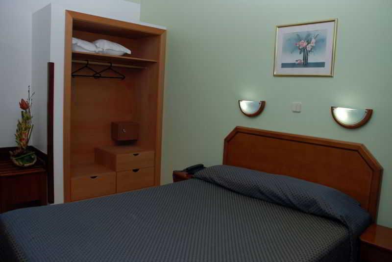 Hotel Anjos Lisbon Luaran gambar