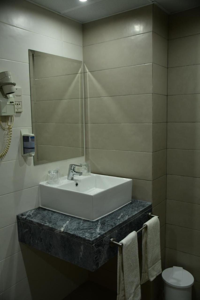 Hotel Anjos Lisbon Luaran gambar